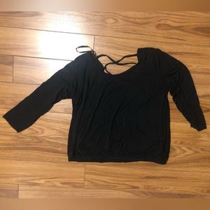 Jessica Simpson Black Long Sleeve Criss Cross Back Top Size Large
